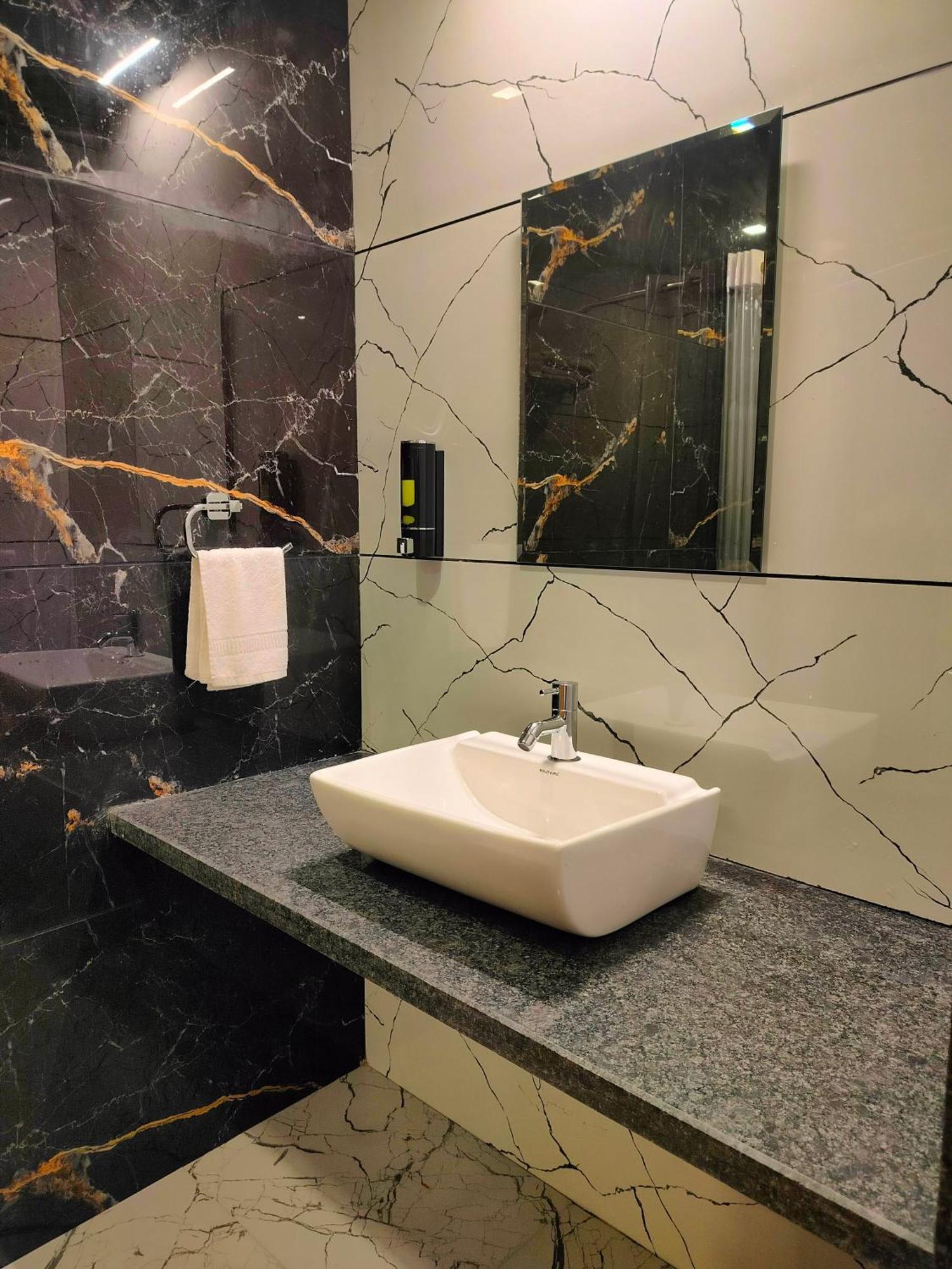 Hotel Onella Regency Panchgani Zewnętrze zdjęcie